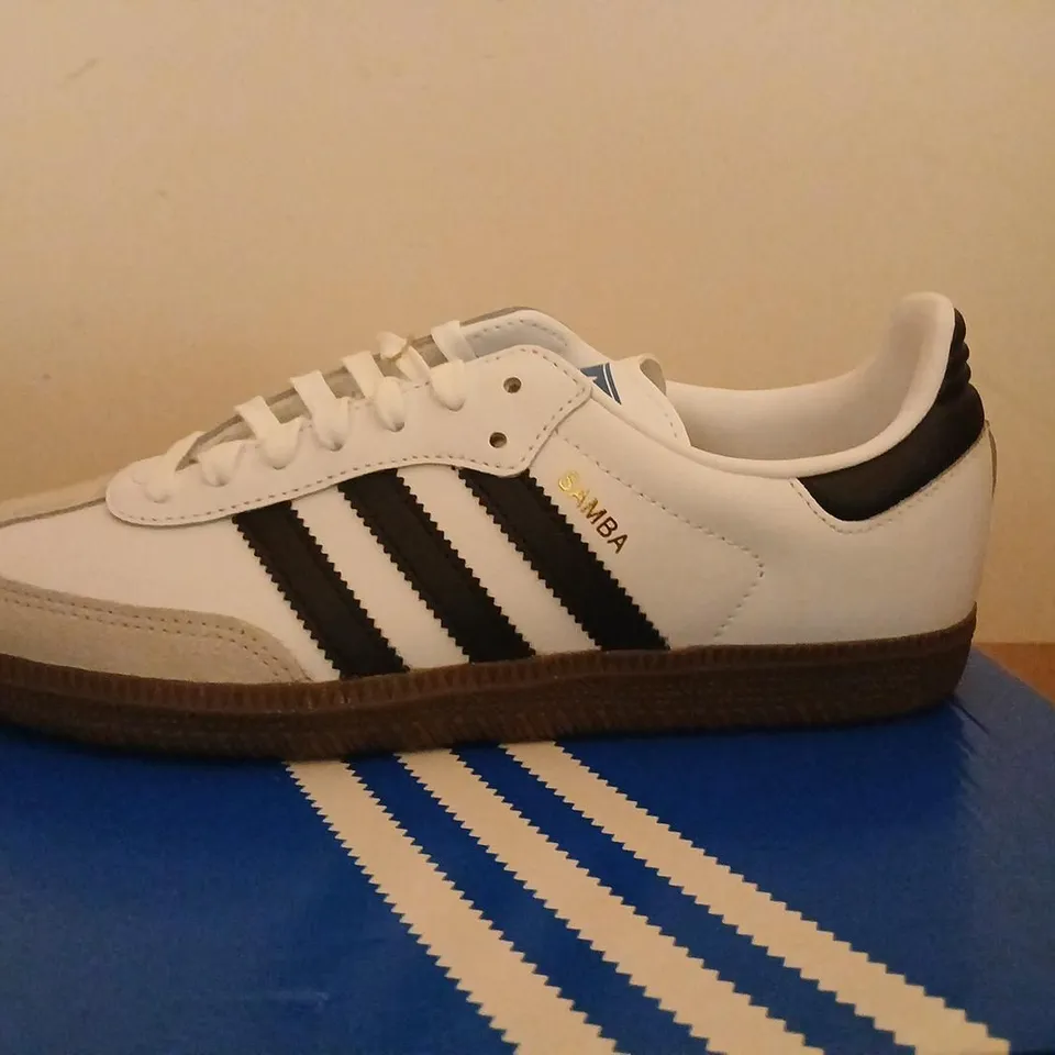 ADIDAS SAMBA OG J TRAINERS – UK 5