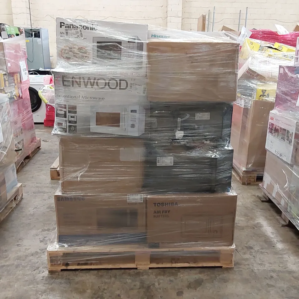 PALLET OF APPROXIMATELY 14 UNPROCESSED RAW RETURN HOUSEHOLD AND ELECTRICAL GOODS TO INCLUDE;