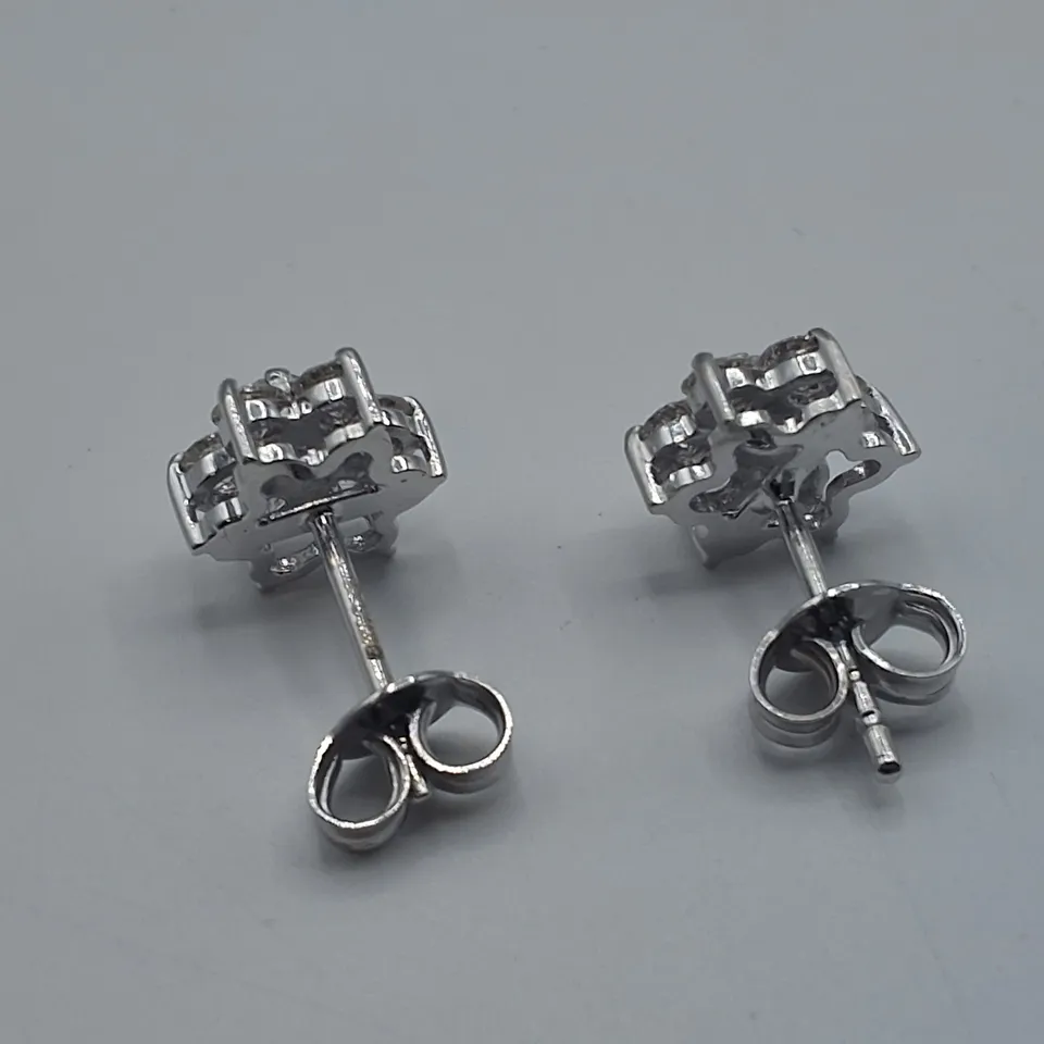 18CT WHITE GOLD CLUSTER EARRINGS SET WITH NATURAL DIAMONDS
