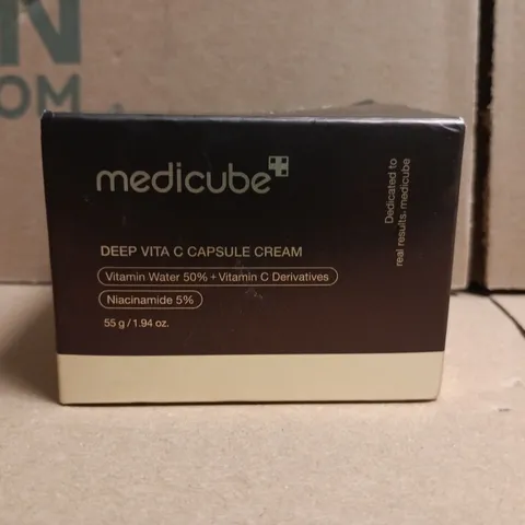 MEDICUBE DEEP VITA C CAPSULE CREAM (55G)