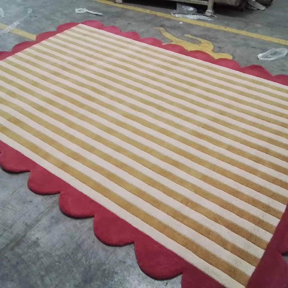 QUALITY DESIGNER AREA RUG APPROXIMATELY 300X200CM