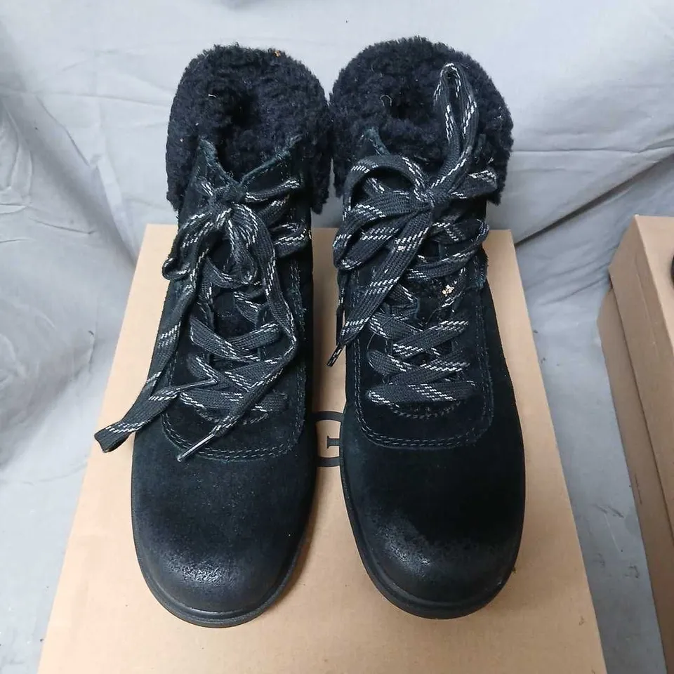 UGG HARRISON LACE BLACK SUEDE BOOTS – UK5 (WOMEN)