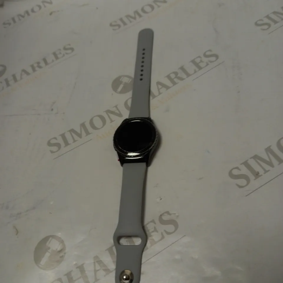 SAMSUNG GEAR S2 - GREY/BLACK 