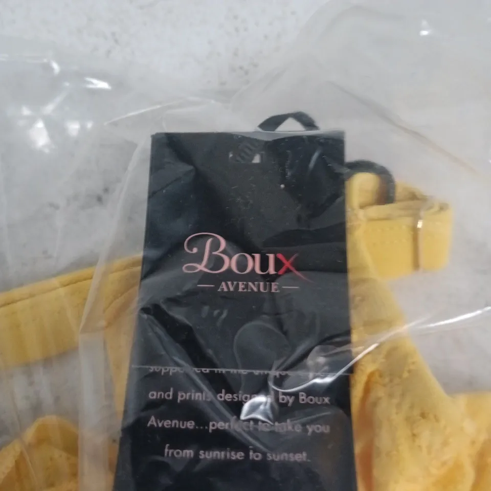 BOUX AVENUE AMALFI BRODERIE BIKINI TOP – LEMON UK 34E