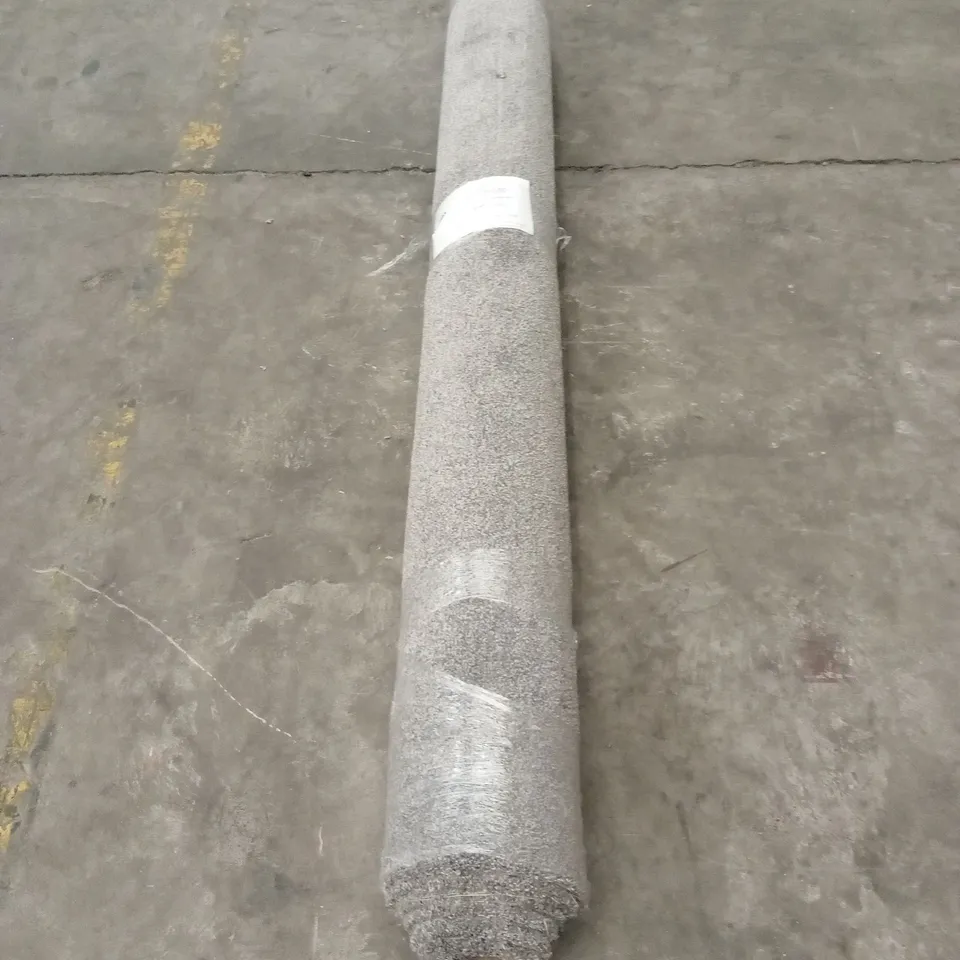ROLL OF QUALITY CORNICHE GREY SUEDE CARPET // APPROX SIZE; 2.1 x 4m