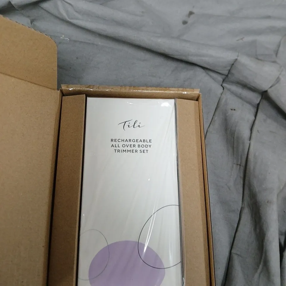 TILI RECHARGEABLE BODY TRIMMER WITH LED LIGHT - PURPLE