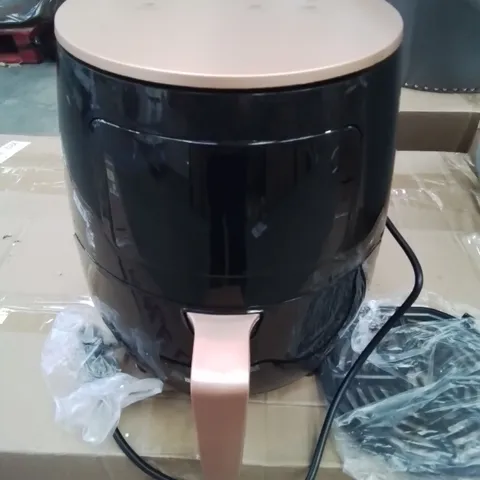 BOXED 4.5L AIR FRYER (1 BOX)
