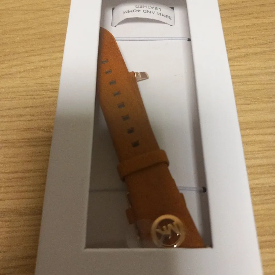 BOXED MICHAEL KORS ACCESS WATCH STRAP COMPATIBLE WITH APPLE WATCH
