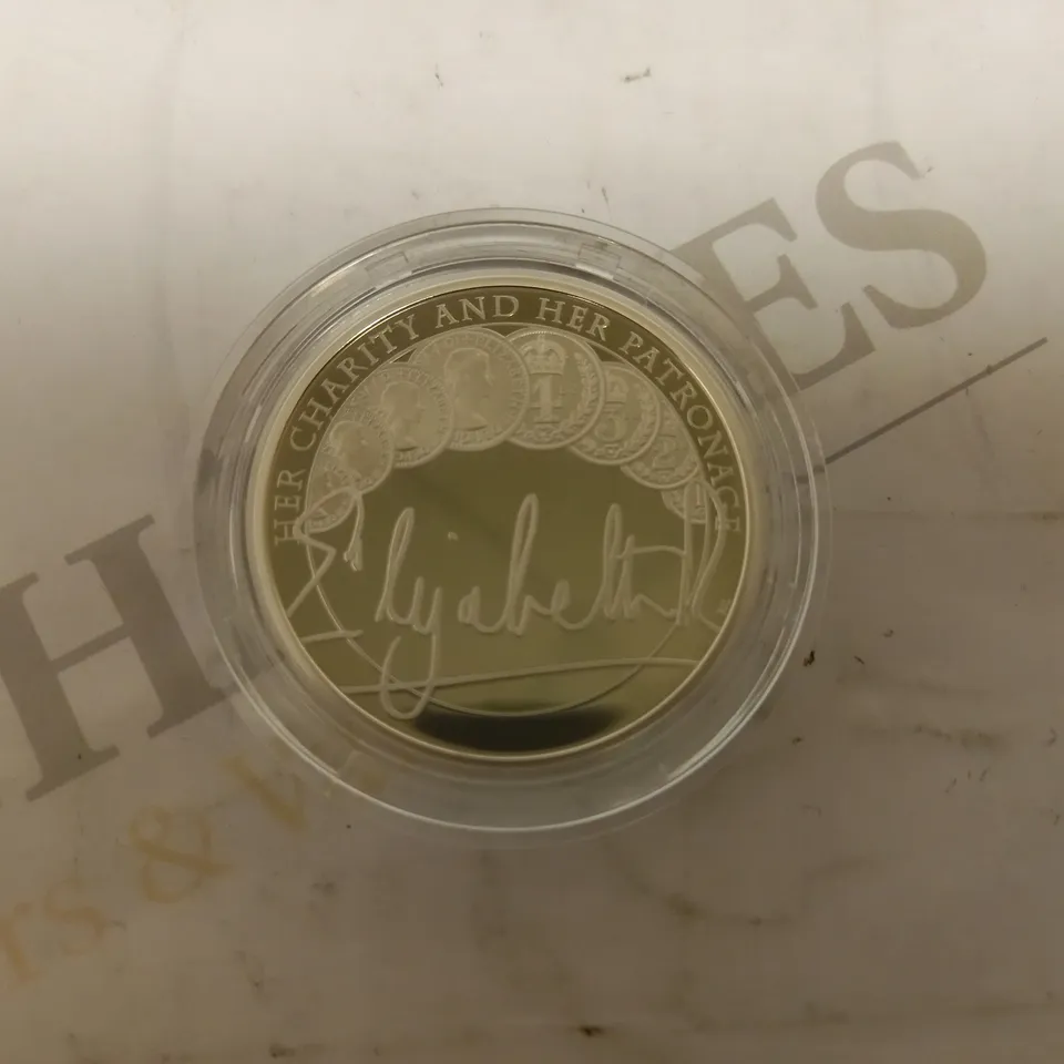 THE ROYAL MINT THE QUEEN'S REIG CHARITY & PATRONAGE 2022 UK £5 SILVER PROOF COIN