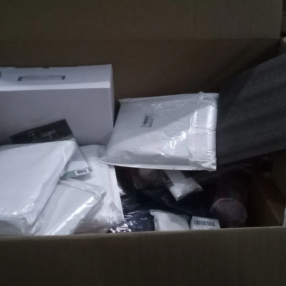 PALLET OF ASSORTED ITEMS INCLUDING BOXED GLASS JARS , FEED BAGS , DUMMY SECURITY CAMERAS , ETC 