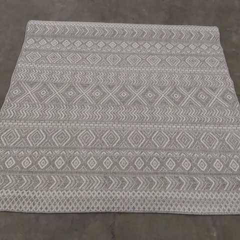 BAGGED PACO HOME VERMONT RUG - 150 x 150cm