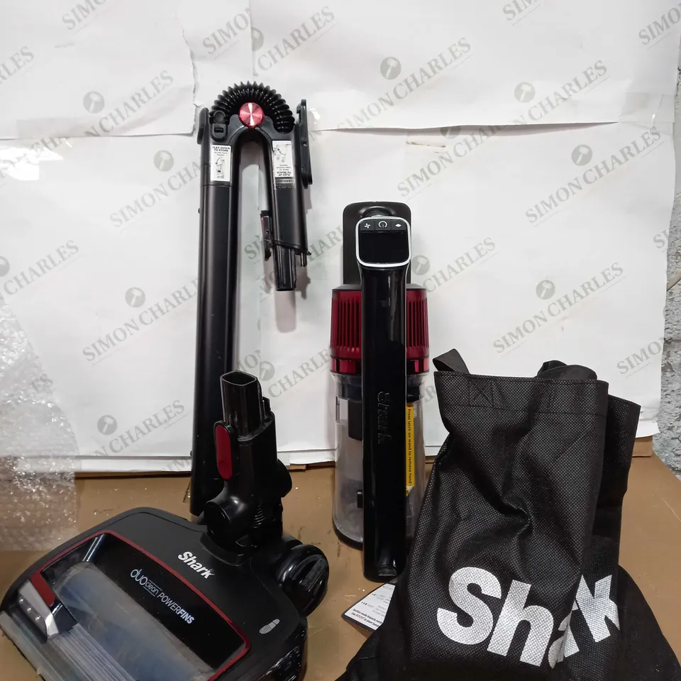 SHARK CORDLESS VACUUM IZ300UKT