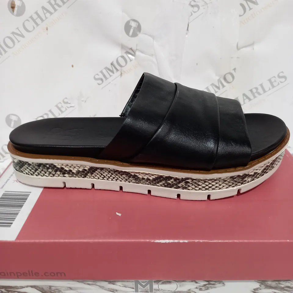 BOXED MODA IN PELLE ORAH BLACK LEATHER SANDALS WITH SNAKE SKIN STYLE - SIZE 6