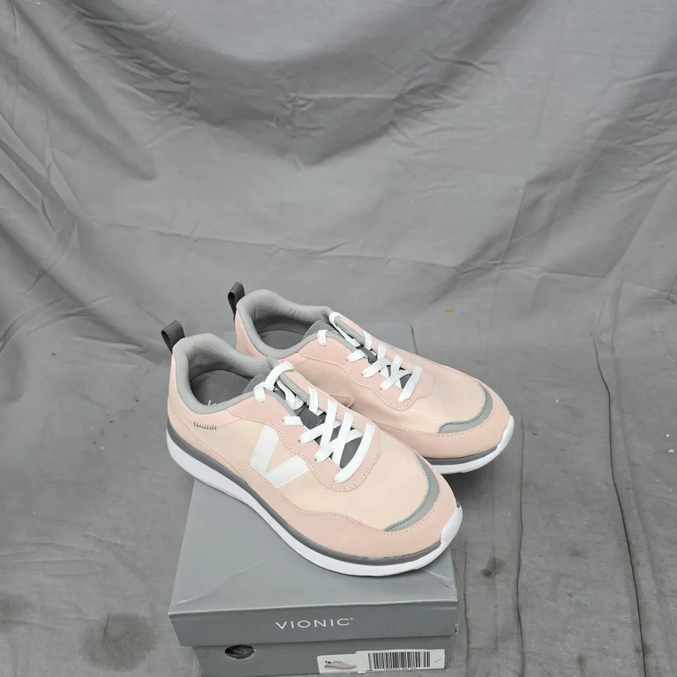 VIONIC WOMEN'S  SNEAKERS – UK 6 (US 8) PINK/GREY