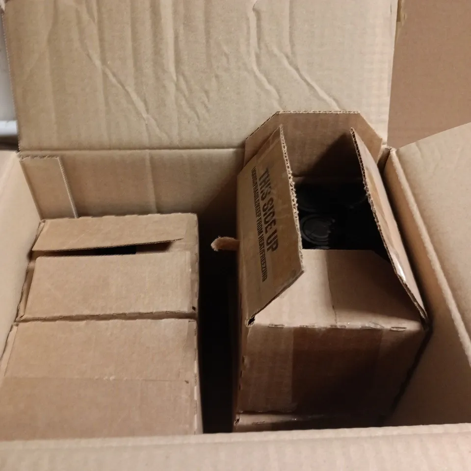 BOX OF APPROXIMATELY 30 MATRIX HAIRCARE PRODUCTS TO INCLUDE BRASS OFF AND VOLUME BOOSTER