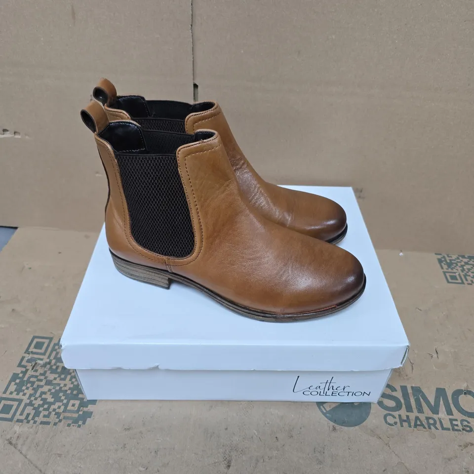 BOXED PAIR OF LEATHER COLLECTION KIARA SHOES IN TAN - SIZE 6