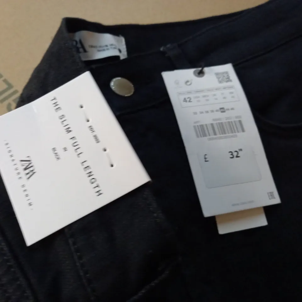 ZARA THE SLIM FULL LENGTH JEANS IN BLACK - EUR 42