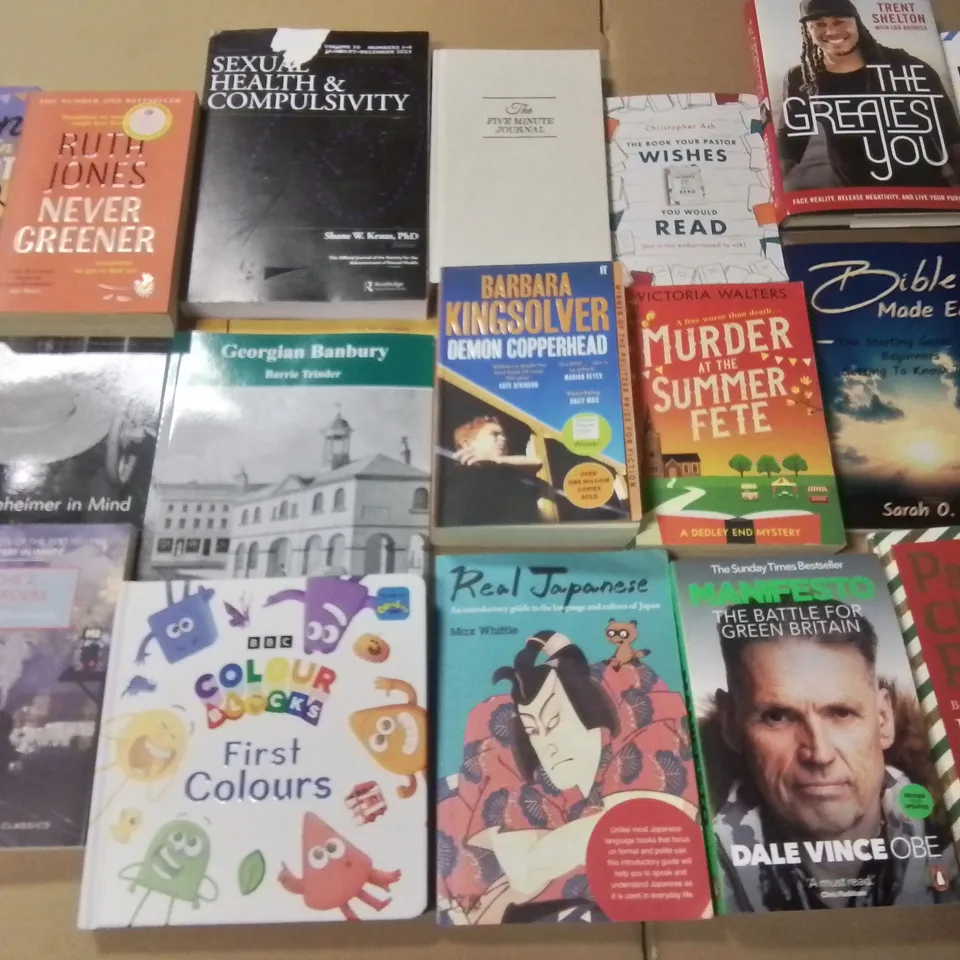 LARGE QUANTITY OF ASSORTED BOOKS TO INCLUDE MAURICE KEEN MEDIEVAL EUROPE, CONQUERING THE IMPOSSIBLE, DON WINSLOW THE POWER OF THE DOG AND VARIOUS CHILDREN'S BOOKS