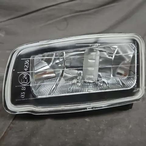 Rectangular car headlight assembly – E-marked 