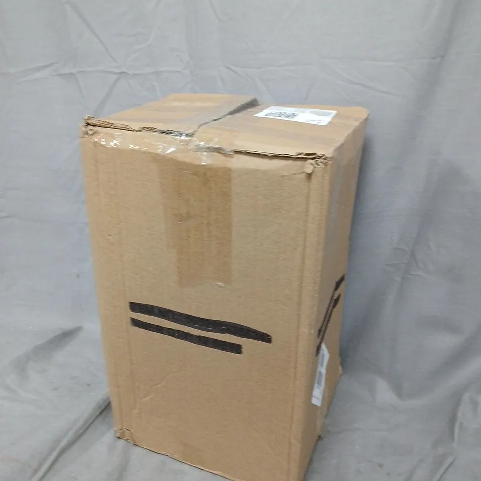 LOCKNLOCK SET OF 2 1.5L WATER BOTTLES 