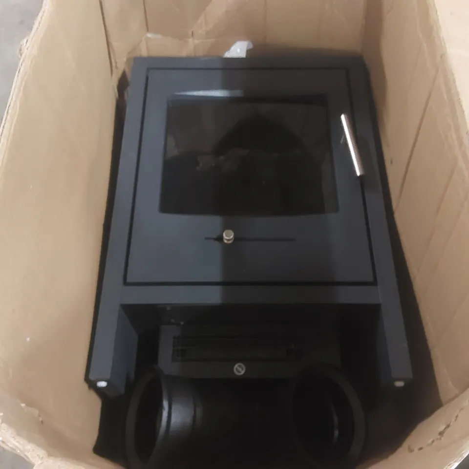 BOXED ELECTRIC FIREPLACE