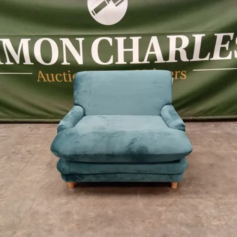 LPD HOME PLUMPTON CHAIR, PEACOCK BLUE VELVET