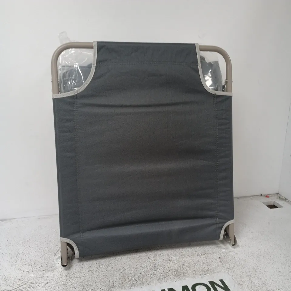FOLDING GARDEN CHAIR – GREY FABRIC, FOLDABLE