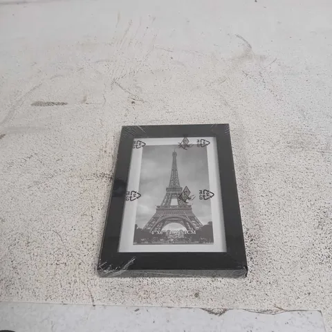 BOX OF 10 BLACK FRAMES 10 X 15CM