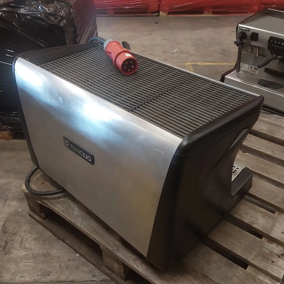 RANCILIO CLASSE 7 2 GROUP COMMERCIAL COFFEE MACHINE WITH ISTEAM