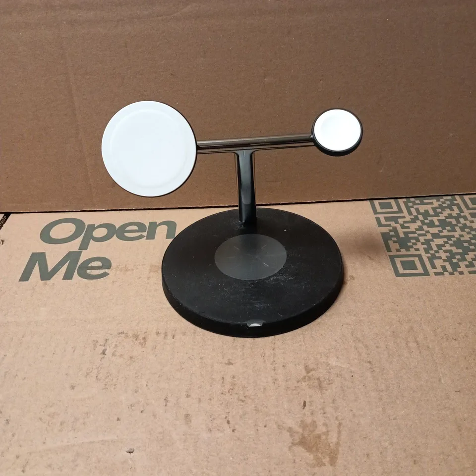 BELKIN BOOSTCHARGE PRO 3 IN 1 WIRELESS CHARGING STAND WITH MAGSAFE BOXED