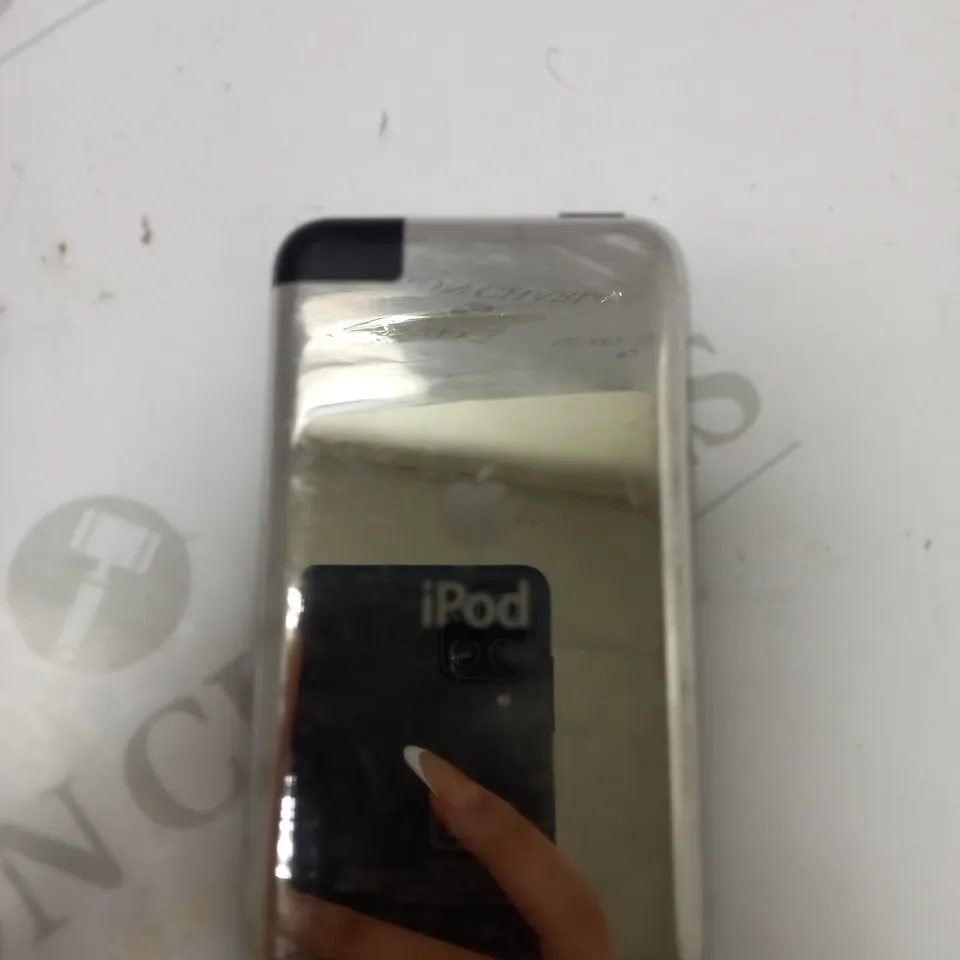 IPOD TOUCH 1ST GEN