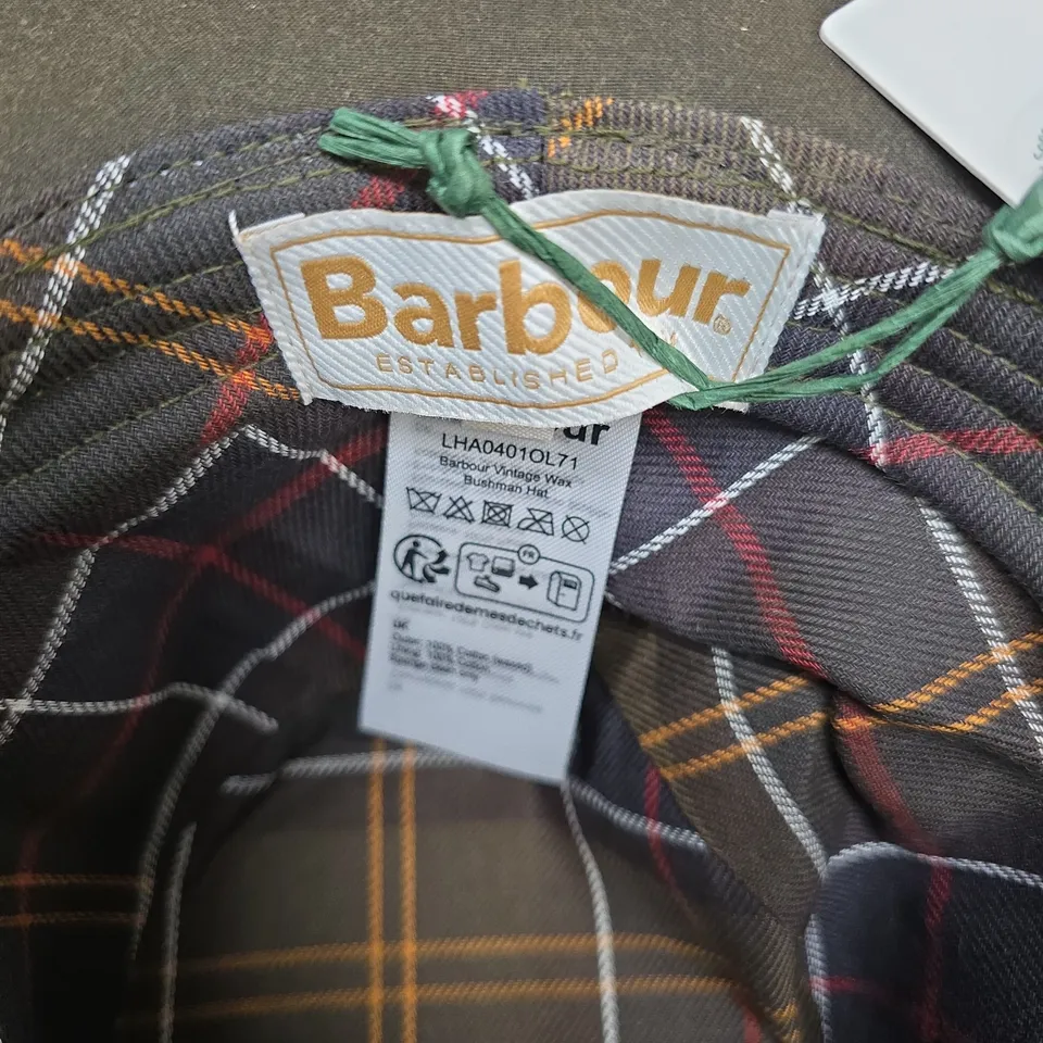 BARBOUR VINTAGE WAX BUSHMAN HAT OLIVE, SIZE M