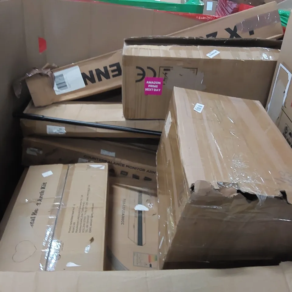 PALLET OF ASSORTED CONSUMER PRODUCTS TO INCLUDE: COOKER HOODS, PAPER SHREDDER, RUG, TOILET SEAT FRAME ECT