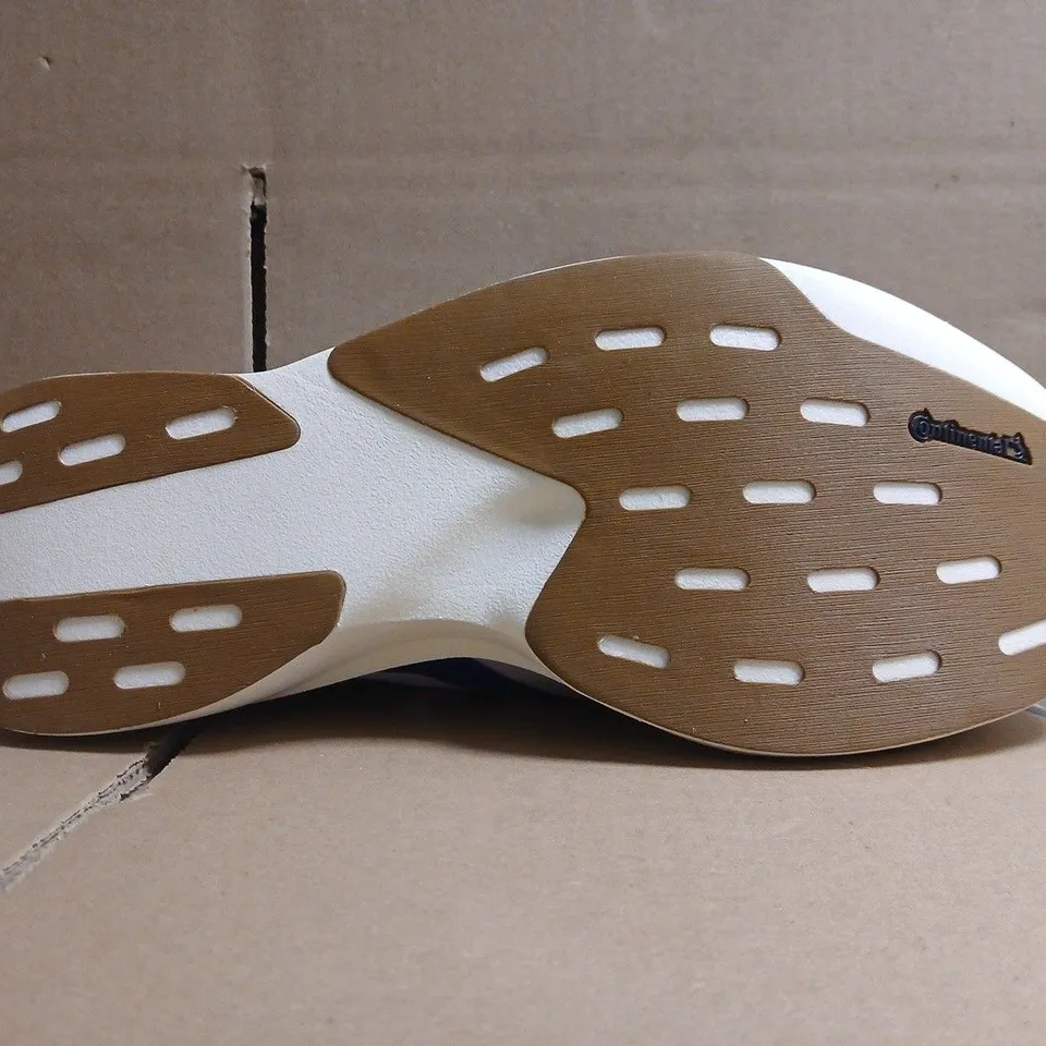 PAIR OF ADIDAS ADIZERO EVO SL TRAINERS IN WHITE/BLUE SIZE UK 10.5