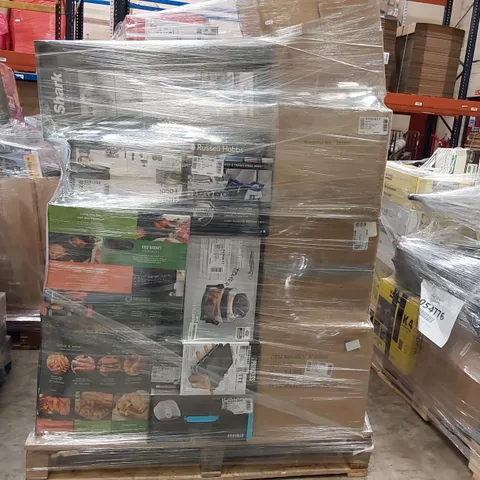 PALLET OF APPROXIMATELY 31 UNPROCESSED RAW RETURN HOUSEHOLD AND ELECTRICAL GOODS TO INCLUDE;