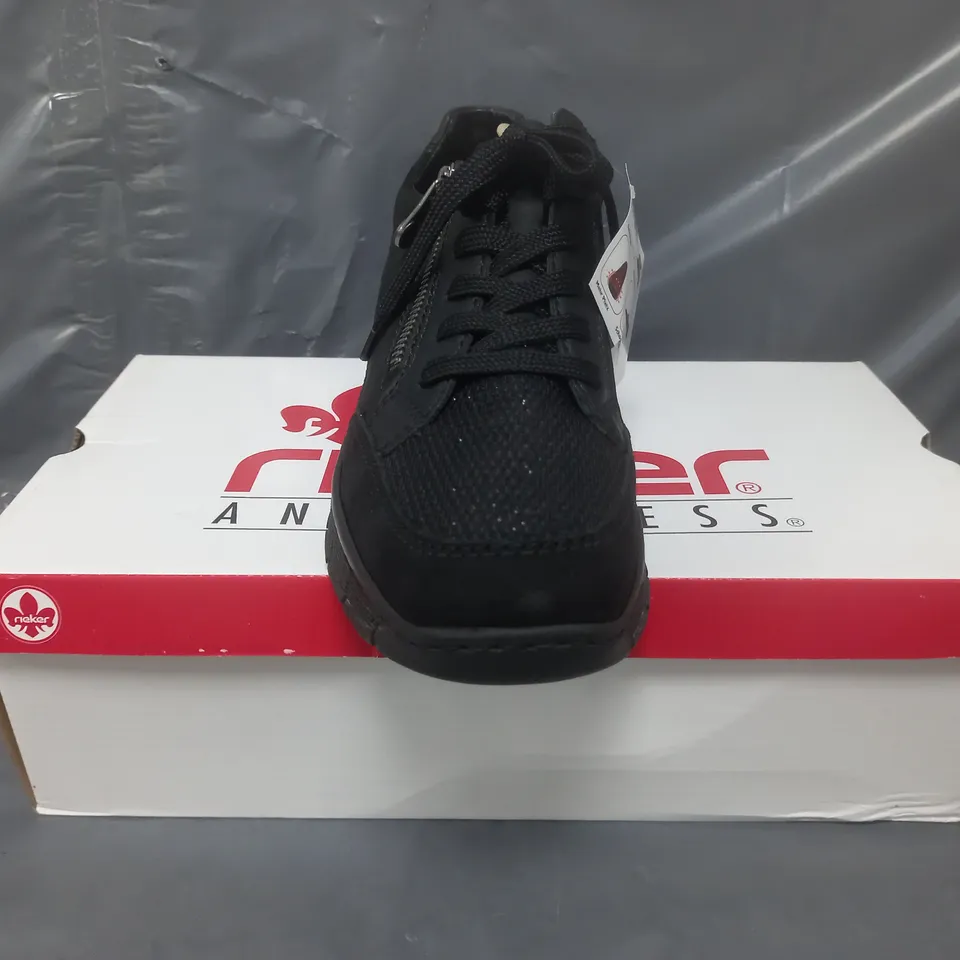 BOXED PAIR OF RIEKER WEDGE TRAINERS IN BLACK SIZE 7.5