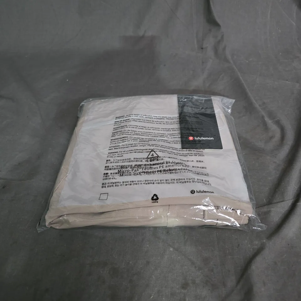 LULULEMON ABC CLASSIC-FIT 5-POCKET TROUSERS – MEN'S, BEIGE, 32 IN WAIST, WARPSTREME. BAGGED