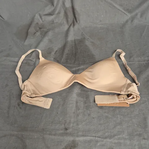 SKIMS WIRELESS FORM TSHIRT BRA IN SAND SIZE 32A