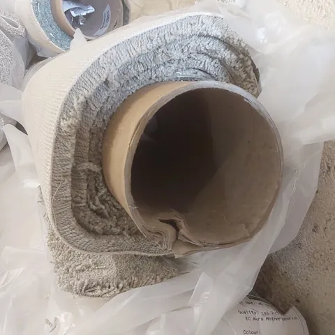 ROLL OF QUALITY FIRST IMPRESSIONS CUTIE CARPET - APPROXIMATELY 1.6 x 4m
