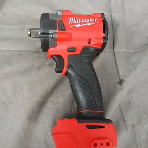 MILWAWKEE IMPACT WRENCH DRILL