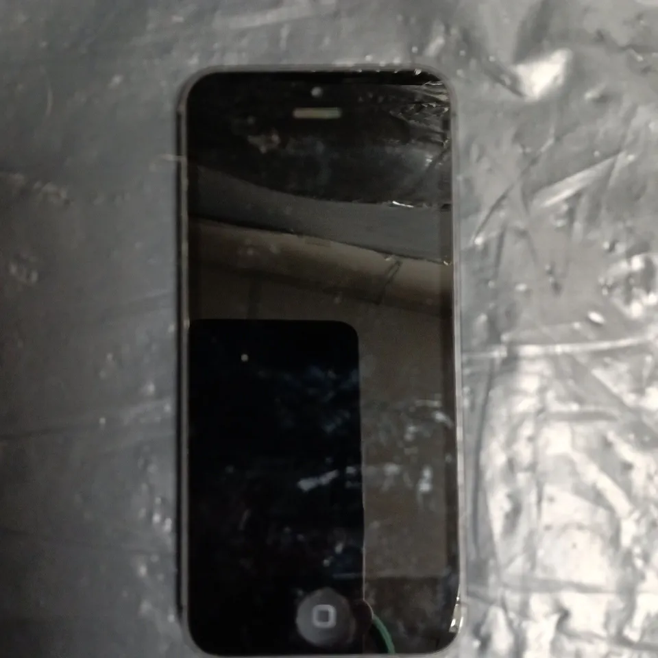 APPLE IPHONE 5 SMARTPHONE 