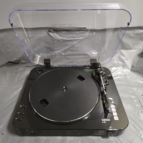 LENCO L-85 TURNTABLE WITH USB DIRECT ENCODING 