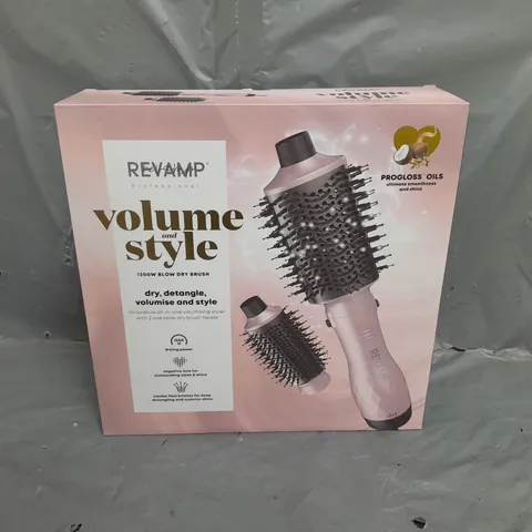 BOXED REVAMP PROFESSIONAL VOLUME AND STYLE 1200W BLOW DRY BRUSH