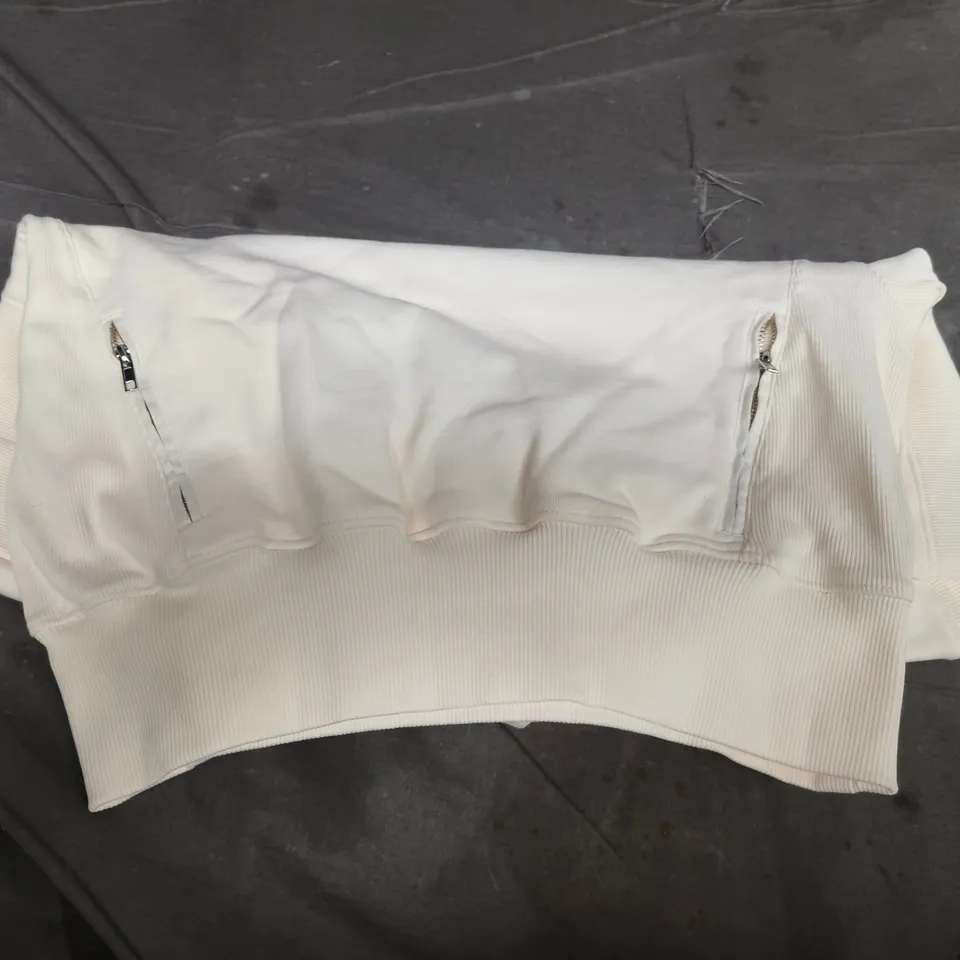 ADANOLA SPORT CROPPED ZIP HOODIE – WHITE - SIZE M