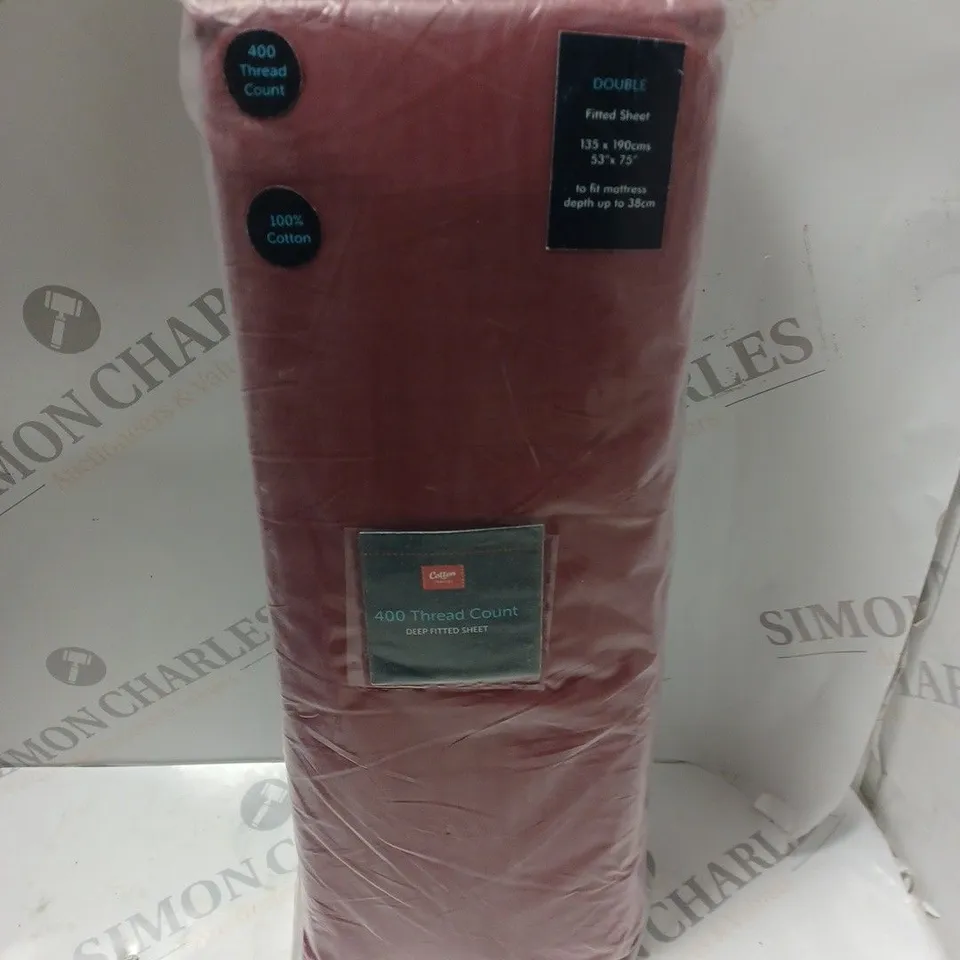 SEALED COTTON TRADERS 400 THREAD COUNT DEEP FITTED SHEET IN RED - DOUBLE