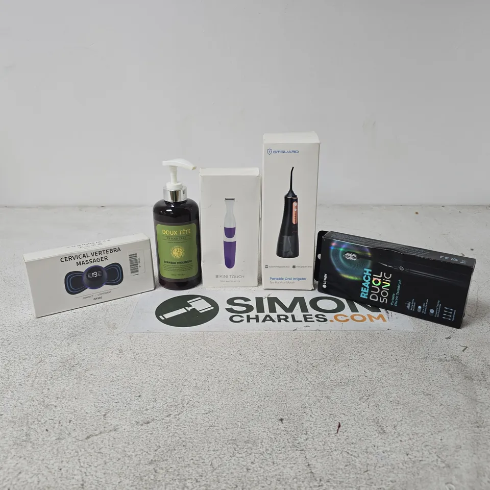 BOX OF APPROXIMATELY 30 ASSORTED ITEMS TO INCLUDE MASSAGER, BIKINI TOUCH, ORAL IRRIGATOR, LG ELECTRIC TOOTHBRUSH ETC