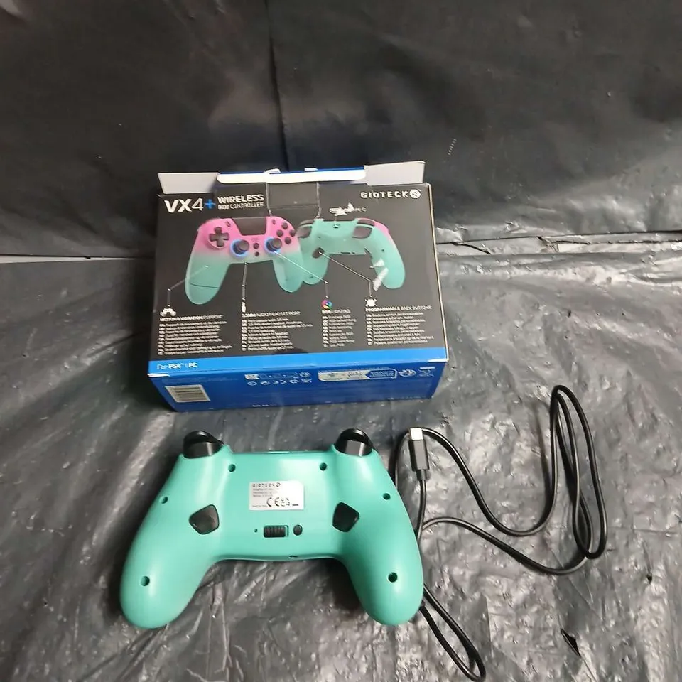GIOTECK VX4+ WIRELESS RGB CONTROLLER – PINK/TEAL GRADIENT, BOXED
