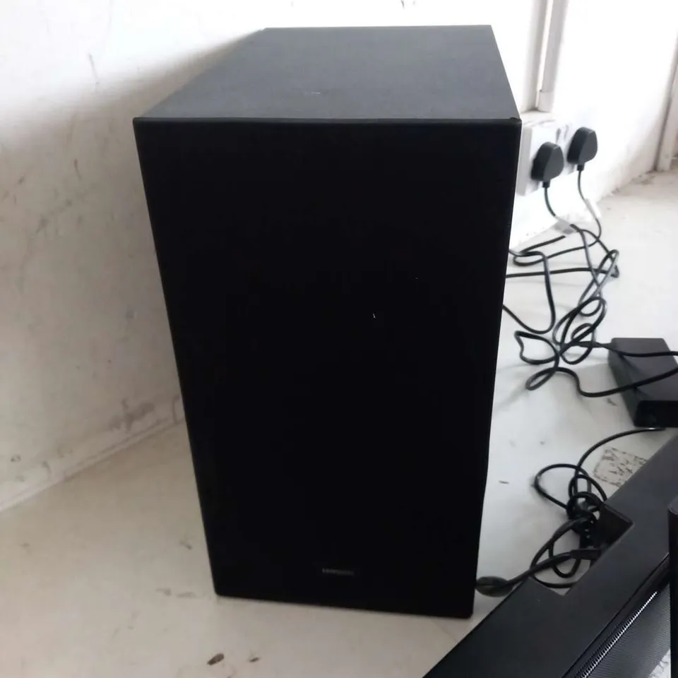 SAMSUNG HW-Q600B	Q600B SAMSUNG Q-SYMPHONY 3.1.2CH CINEMATIC DOLBY ATMOS AND DTS:X SOUNDBAR WITH SUBWOOFER