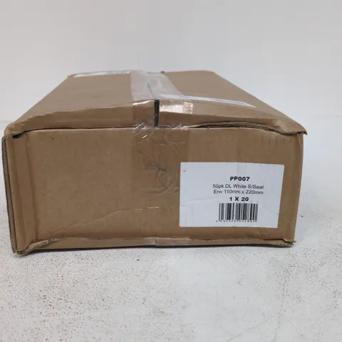 BOX OF APPROXIMATELY 15 X WHITE ENVELOPE PACKS OF 50