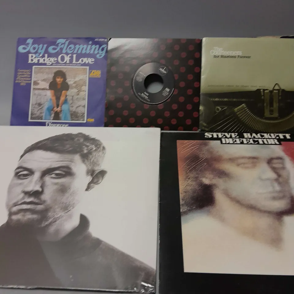 10 ASSORTED VINYL RECORDS TO INCLUDE THE COURTENEERS NOT NINETEEN FOREVER, XANDER AND THE PEACE PIRATES ORDER OF CHAOS, BLUR BUGMAN, ETC
